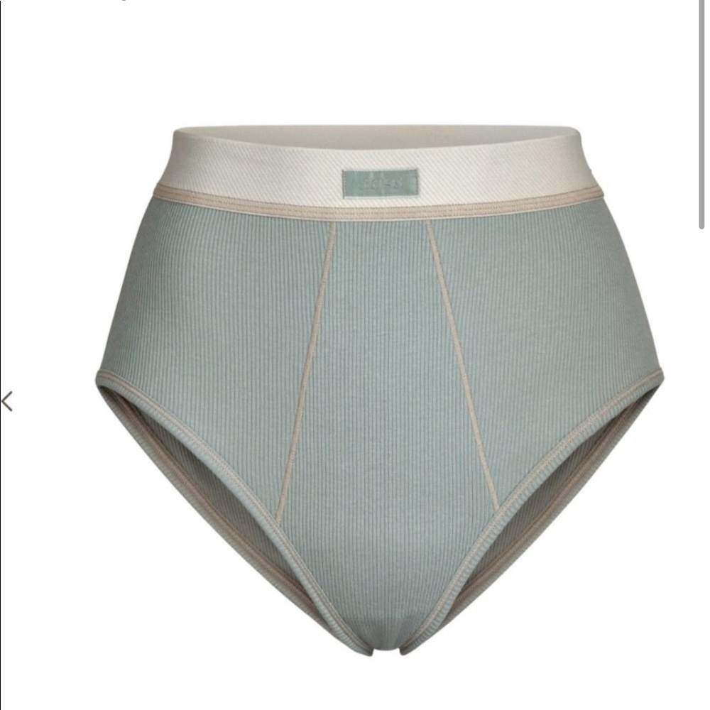 Green Mineral SKIMS undies